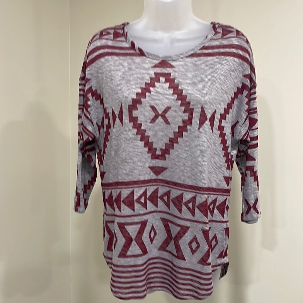 NWOT New Directions Aztec Blouse. Size M medium 8/10